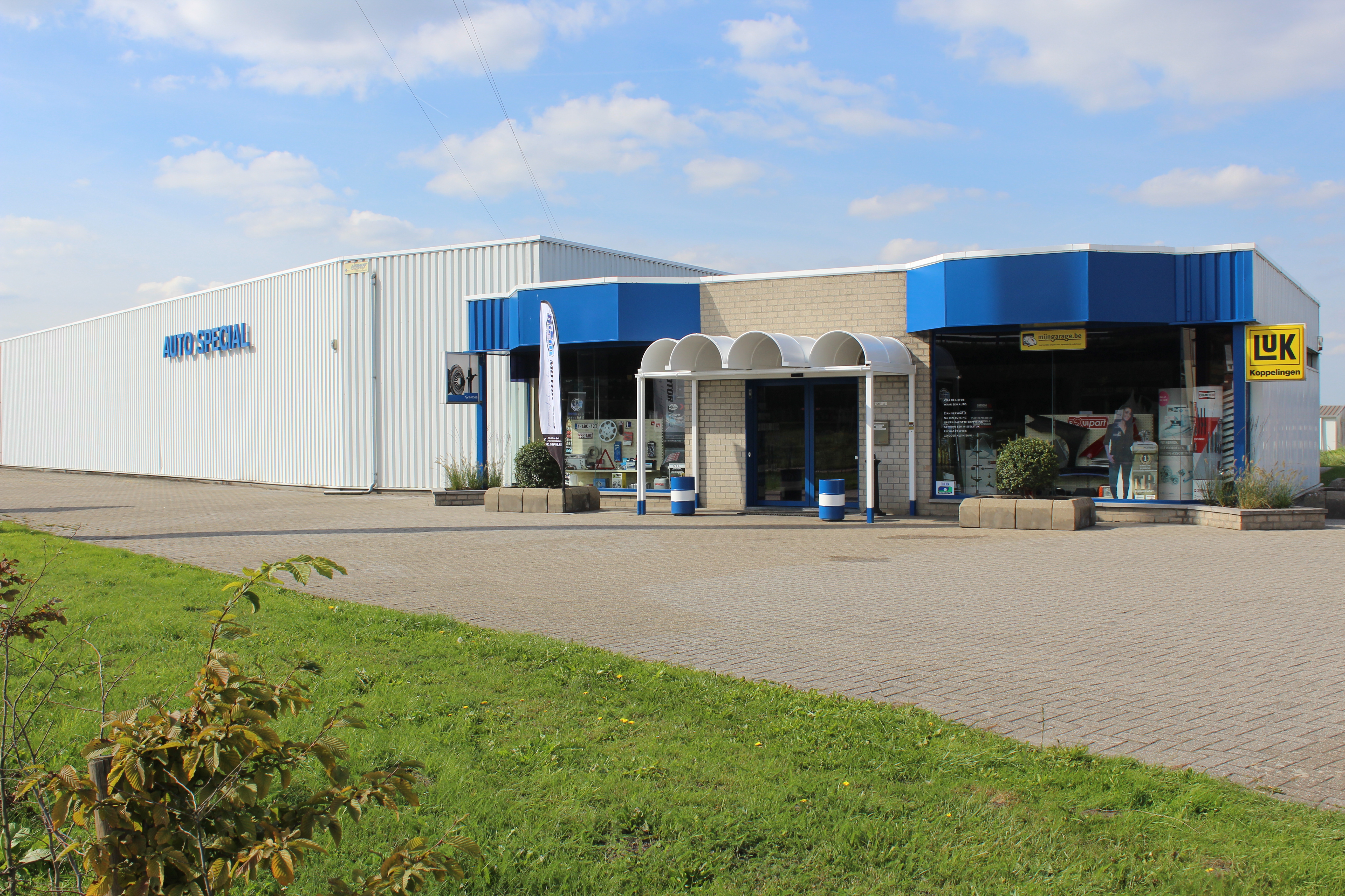 Autospecial Gebouw